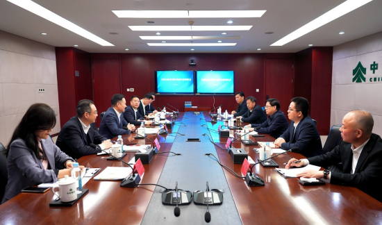 余紅輝會(huì)見河南省信陽市委副書記、市長(zhǎng)陳志偉一行