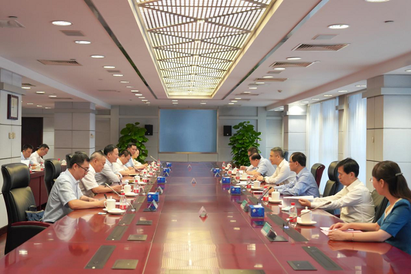 余紅輝拜訪中國農(nóng)業(yè)銀行黨委書記、董事長谷澍